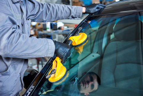 Automobile,Windshield,Or,Windscreen,Replacement